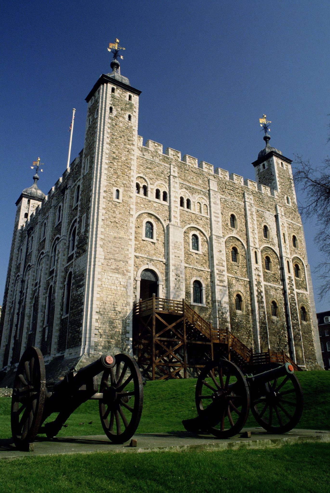 tower of london haunted tour