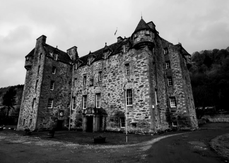 castle menzies ghost tour